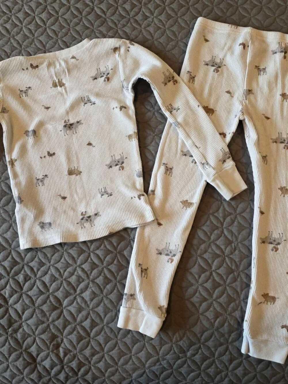 Carters Snug Fit Waffle Knit Toddler Kids Farm Animal Print Pajamas, 5T